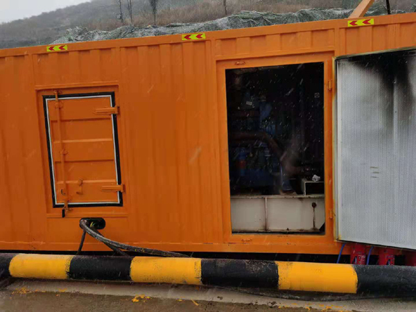 龙湾镇发电机出租 柴油发电机组电压低报警怎么办？