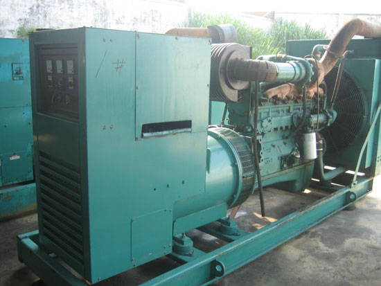 龙湾镇租赁发电机- 发电机碳刷磨损的原因是什么