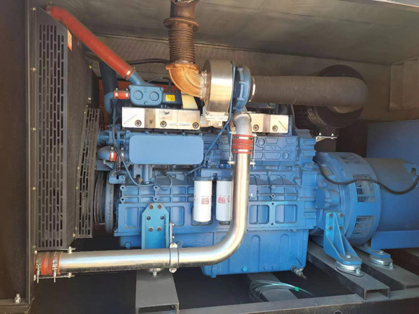 龙湾镇燃油消耗率与进气温度的具体关系是什么？